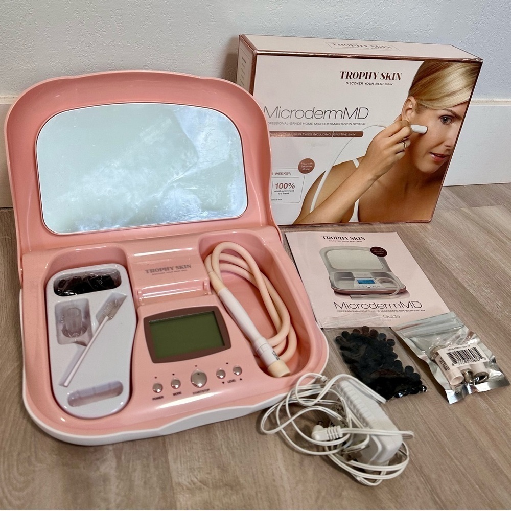 Trophy Skin MicrodermMD - At Home Microdermabrasion Kit - Anti Aging